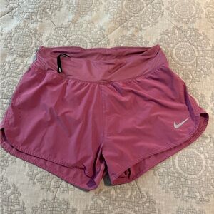 Nike drifit shorts medium